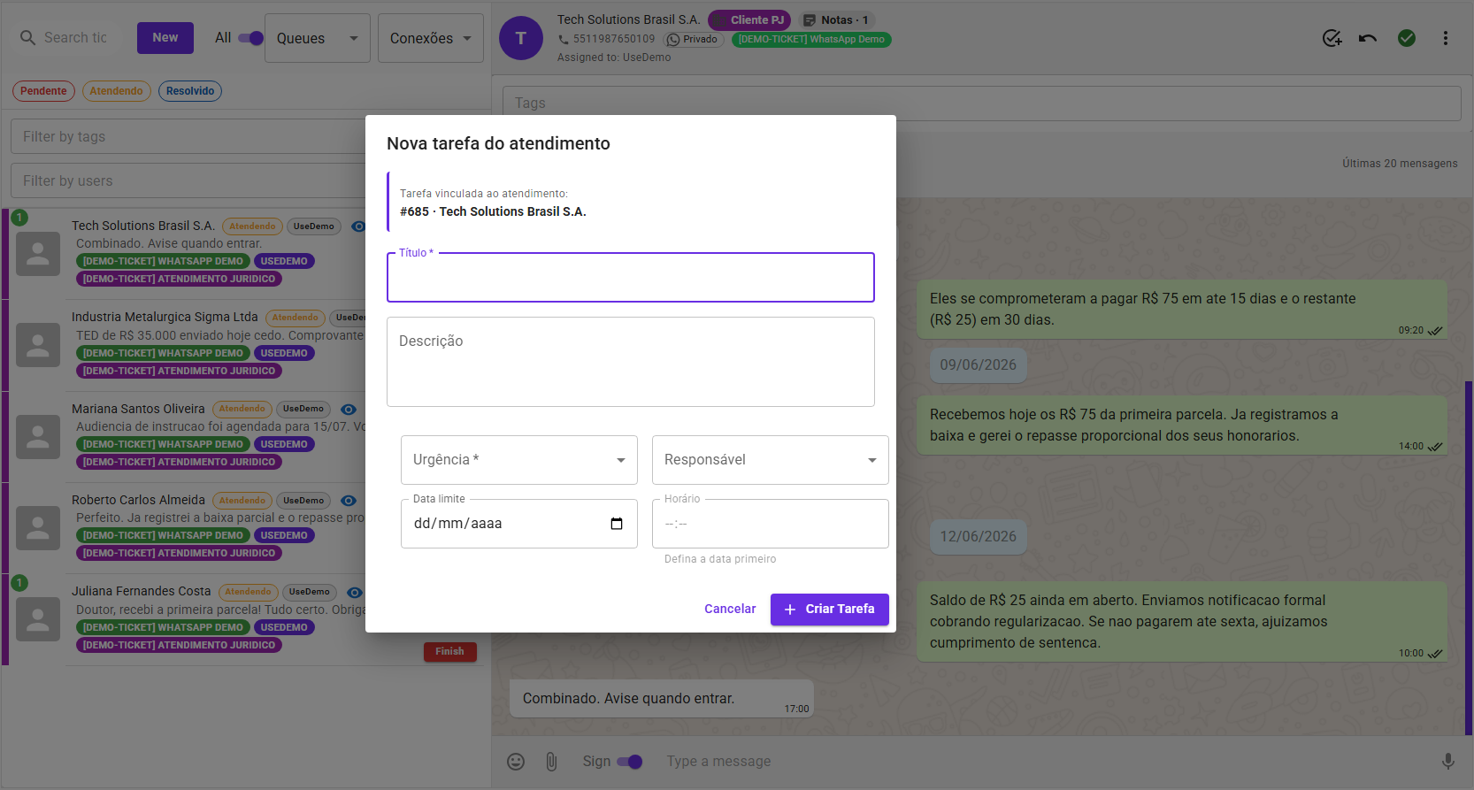 Tela de atendimento do Liberty: conversa do cliente no WhatsApp e o modal Nova tarefa do atendimento.